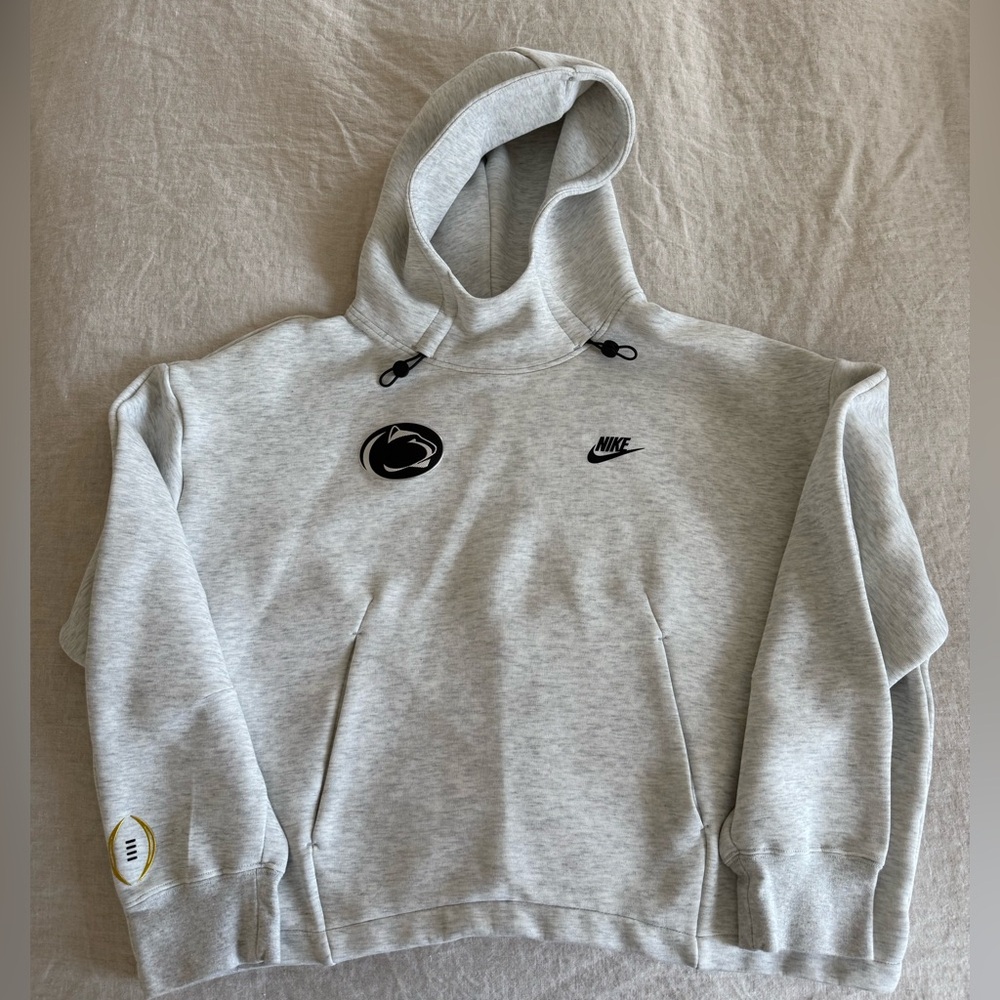 Penn State Nike CFP Women’s cropped hoodie